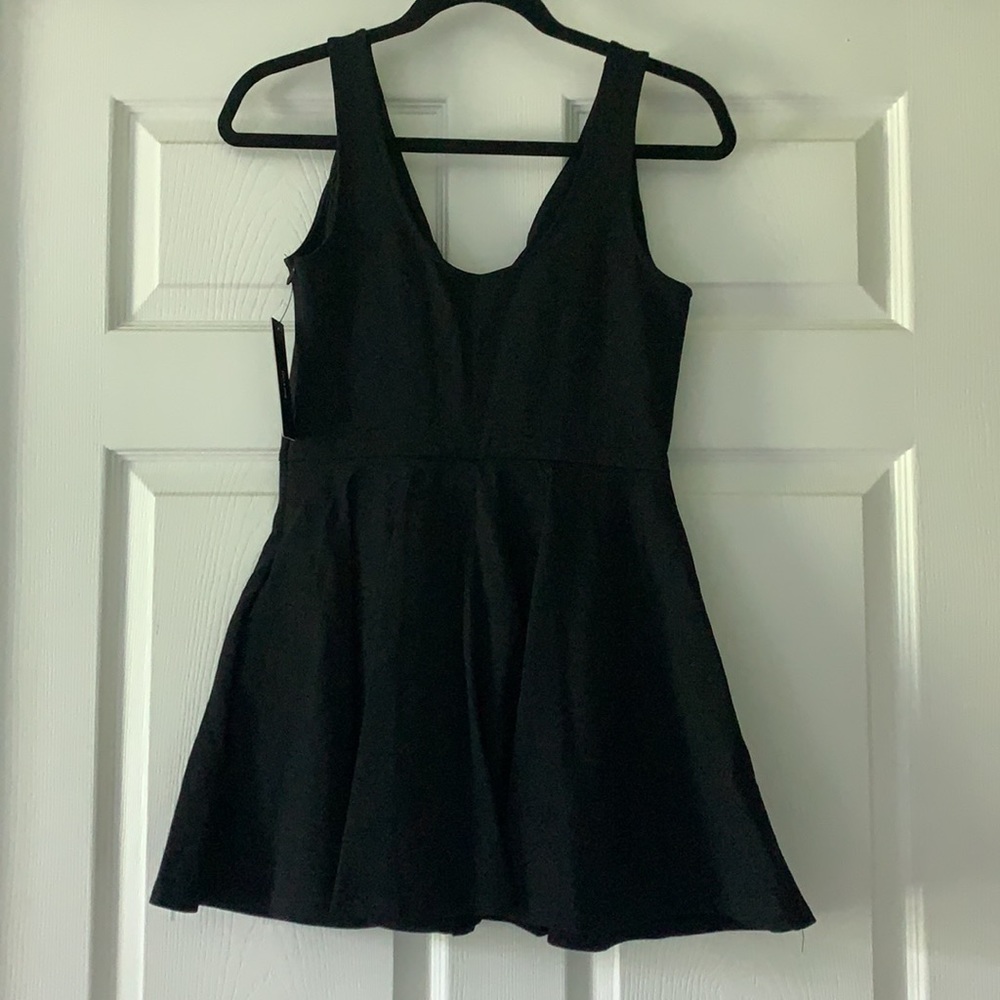 Lulu’s Dress - Picture 3 of 4
